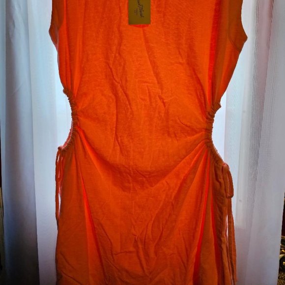 Universal Thread - Picture 2 of 4